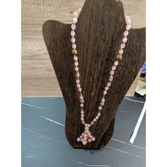 vintage Pink Beaded Necklace Gold Accents  Dangling Pendant 22 Lobster Clasp - Picture 5 of 9